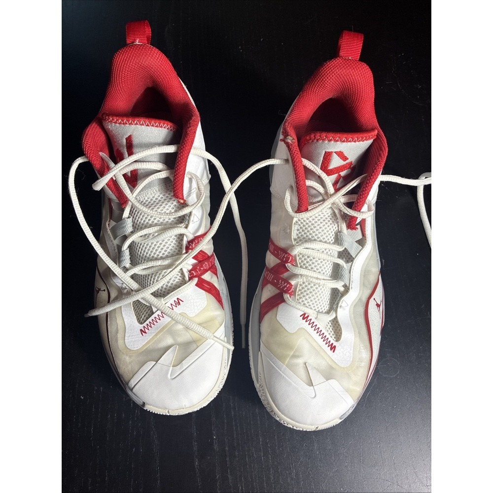 Jordan One Take 3. GUC Size 9 Men's Basketball Shoes Red, White And Gray